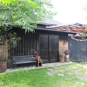 Yomogi Guest house Tokoname